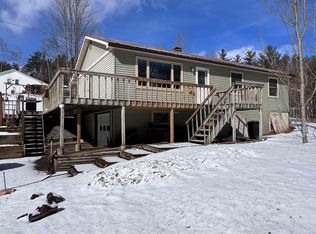 497 Pine Ridge Cir, Lyndonville, VT 05851