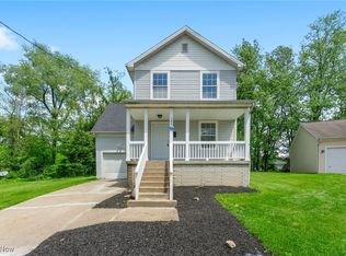 380 Maryknoll Ave, Campbell, OH