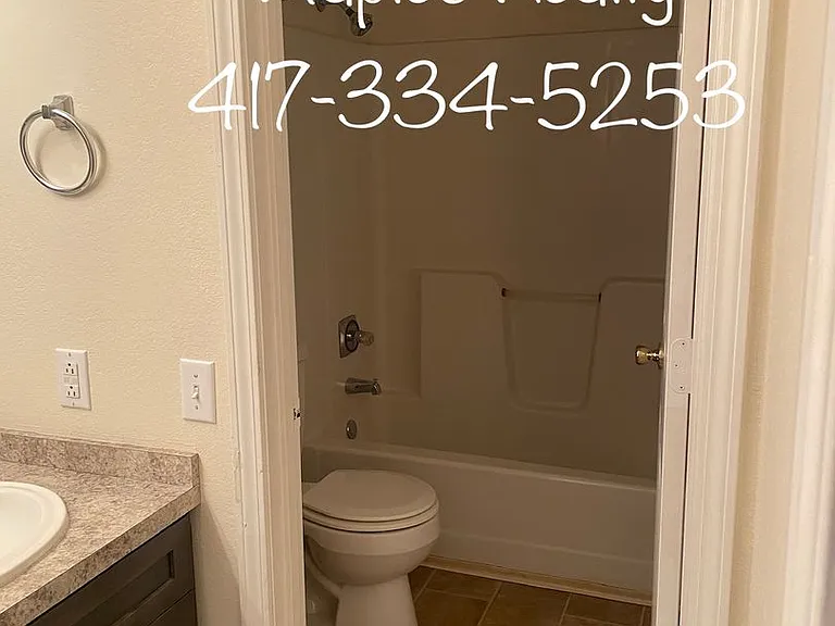 510 Abby Ln #3 — Photo 6