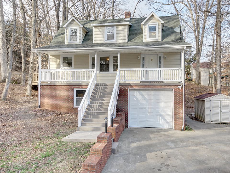 1st image of 2259 Ermine Dr