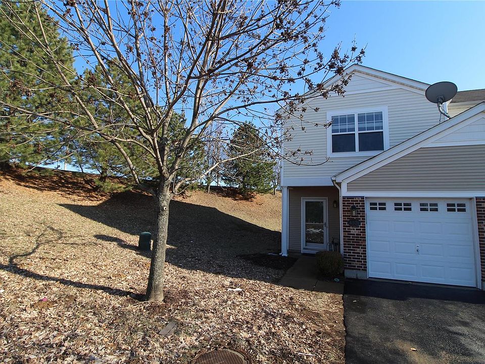 2nd image of 4801 Heritage Heights Cir