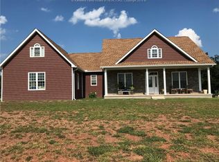 614 Sycamore Dr, Ripley, WV 25271