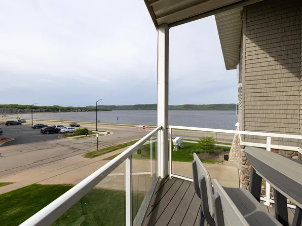 1215 N Lakeshore Dr #210, Lake City, MN 55041