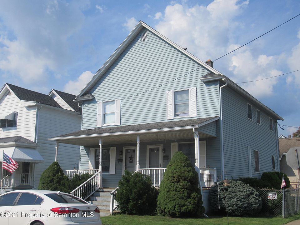 1st image of 1700-1702 Dorothy St