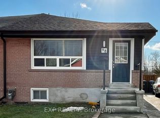 98 Corby Cres #1, Brampton, ON L6Y 1H1