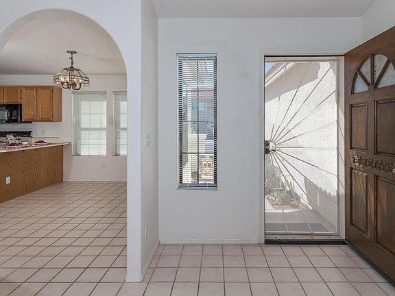 2nd image of 1290 W Golden Gem Dr