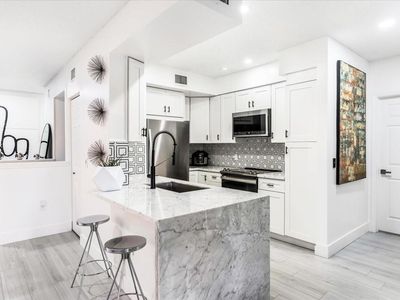 2452 Centergate Drive #202, Miramar, FL, 33025