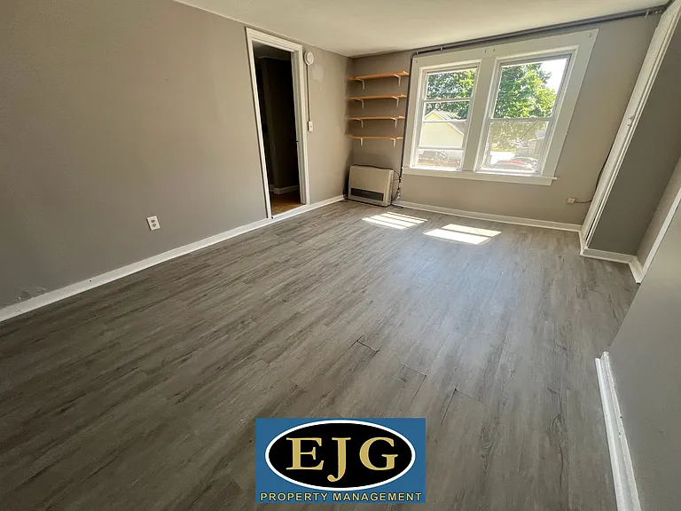 1 Salvail Ct #2 — Photo 8