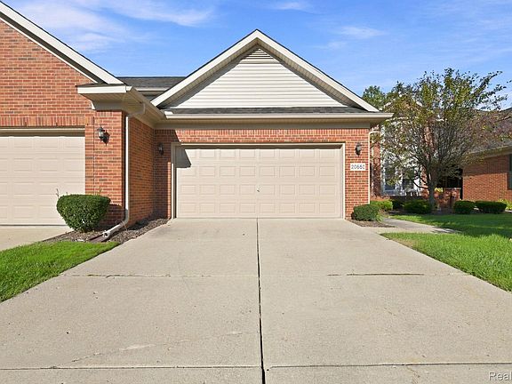 2nd image of 20660 Bishop Dr