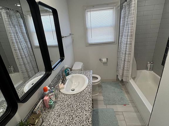 5th image of 2504 Knoxville Ave