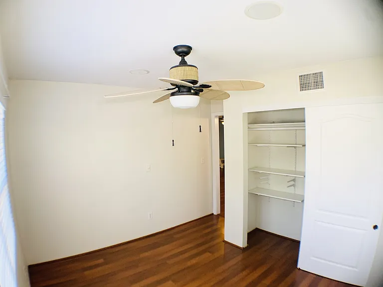 1080 Kupau St — Photo 9