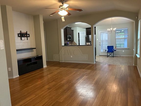 2nd image of 6405 Clear Brook Dr