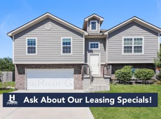 17170 S Killcreek Rd, Gardner, KS 66030