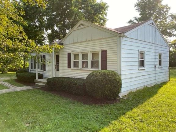2nd image of 109 Elmhurst Dr