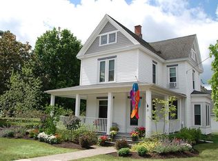 33 Main St, Bemus Point, NY