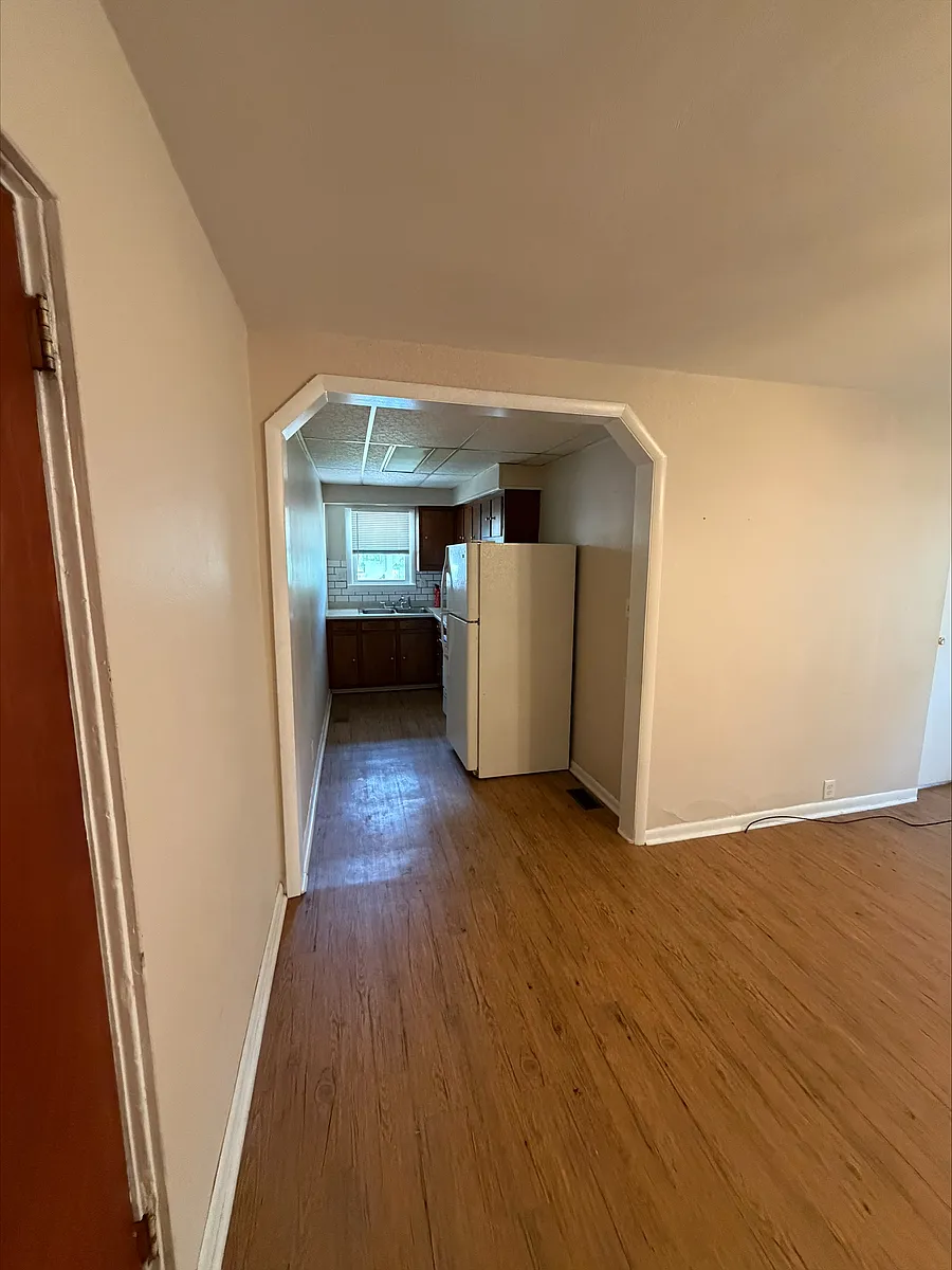 Building Photo - 885 Wyoming Ave #4
