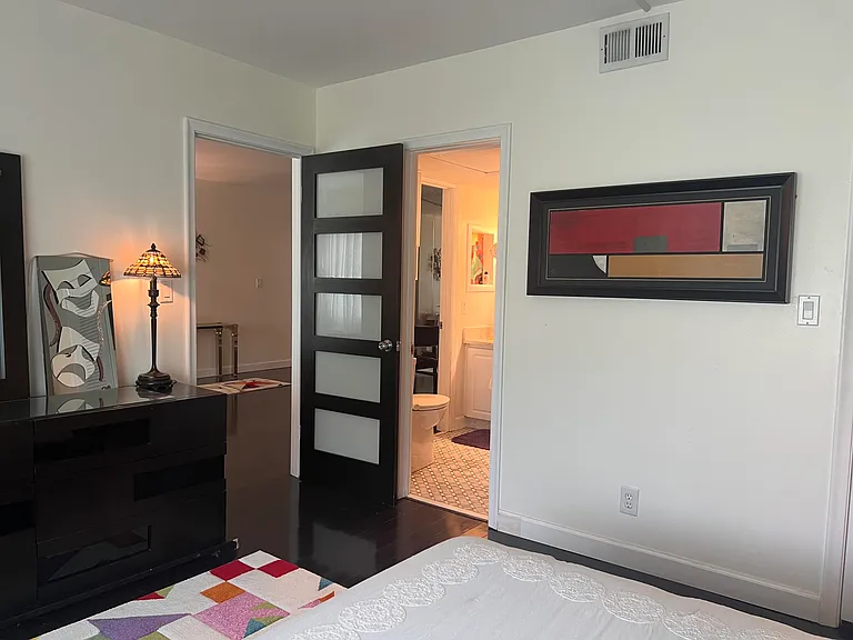 1950 N Andrews Ave #103D — Photo 17