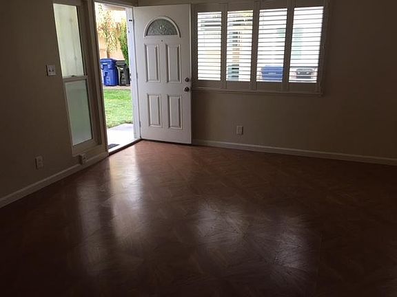 5th image of 9058 Montoya St