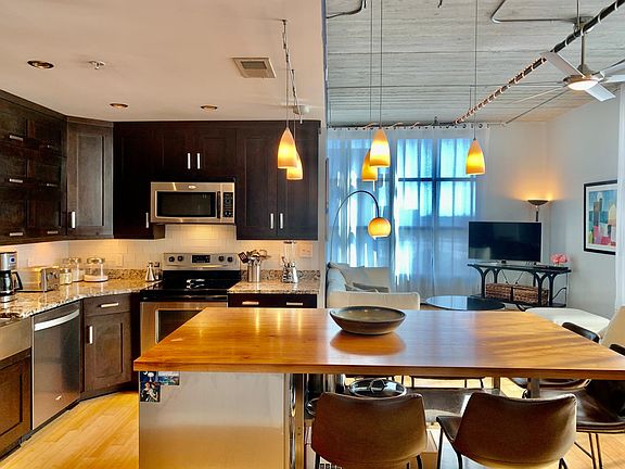 Kitchen with Center Island