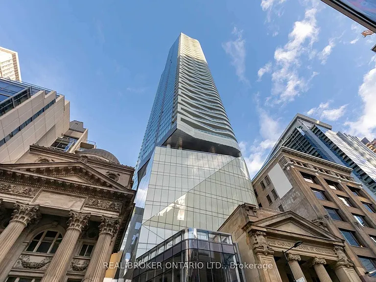 197 Yonge St #1608 — Photo 4