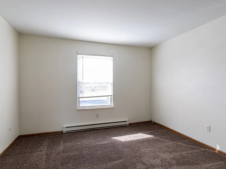 Parkside Apartments — Photo 10