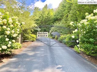 Tbd Cubs Den Trl, Boone, NC 28607