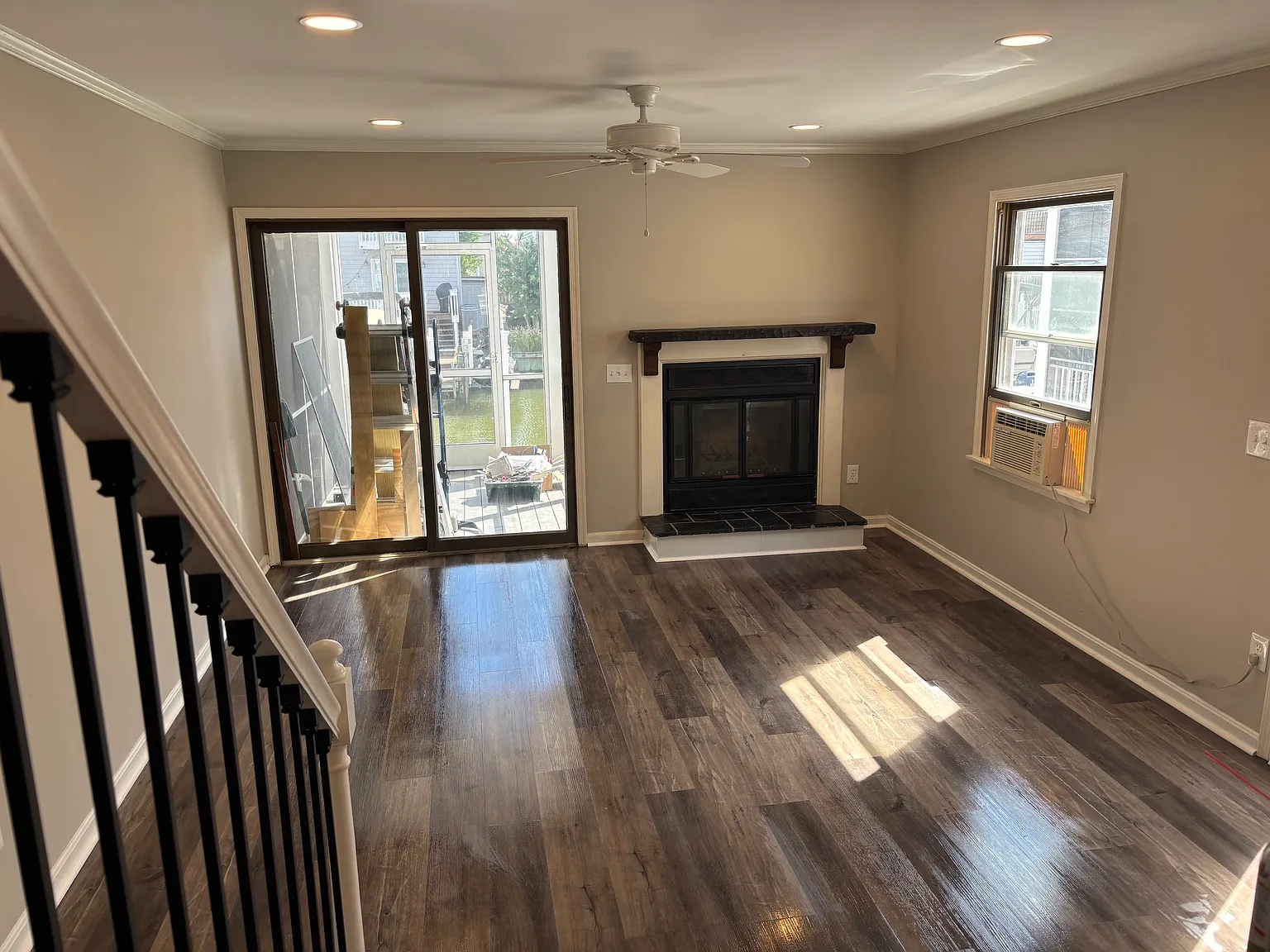 2 bed, 1120 sqft, $2,415 — Photo 4