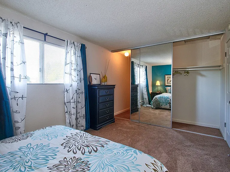 2897 NE Rene Ave — Photo 23