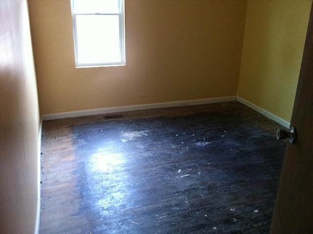 2nd image of 205 W 3rd St