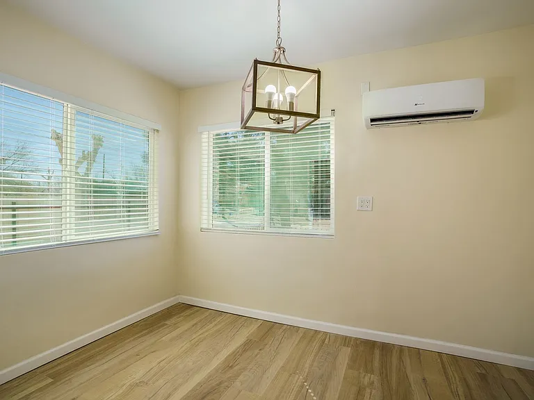 505 Headingly Ave NW — Photo 6