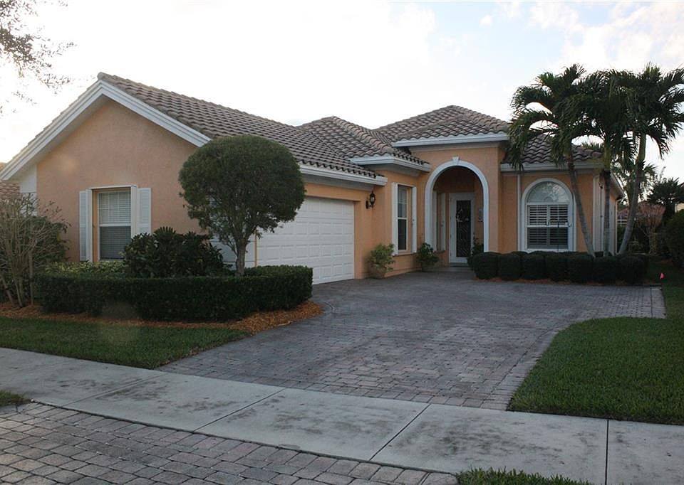 1st image of 5266 Eleuthra Cir