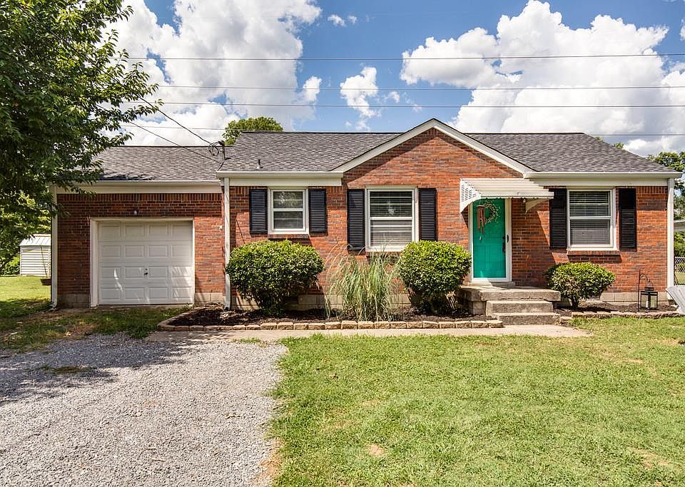 1st image of 2918 Leatherwood Dr