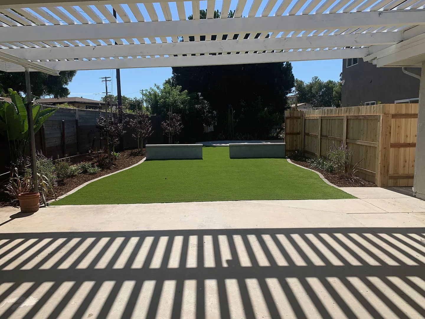 6BD/2.5BA, Amazing Yard! — Photo 1
