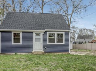 446 Shady Ln, Howell, NJ 07731