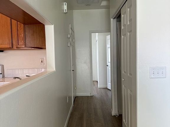 4th image of 704 Meadow Grove Ct APT C