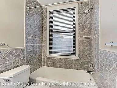 1010 25th St NW #404 — Photo 4