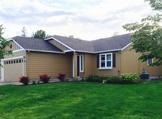 1015 S 1st St, Cottage Grove, OR 97424