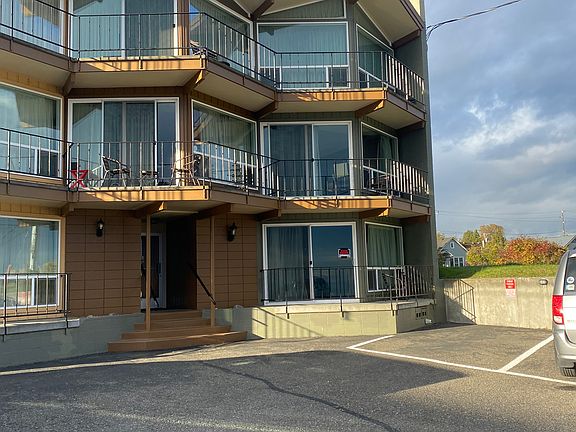 2nd image of 120 S Laurel St #73