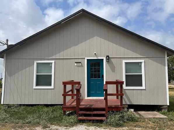 302 Dogwood, Gregory, TX 78359