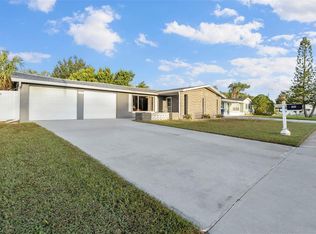 3237 Sanford Dr, Holiday, FL 34691