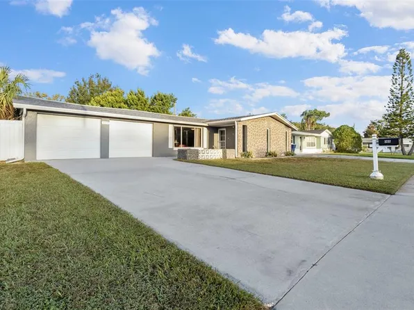 3237 Sanford Dr, Holiday, FL 34691