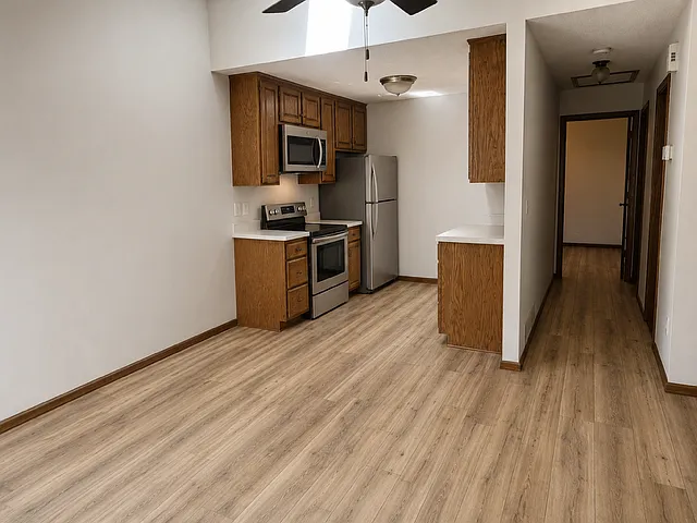 2 bed, 1268 sqft, $1,600 — Photo 3