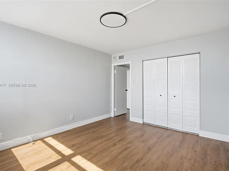 16570 NE 26th Ave #5A — Photo 13