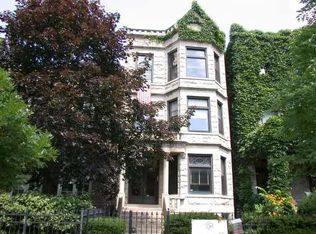 724 W Grace St #2, Chicago, IL 60613