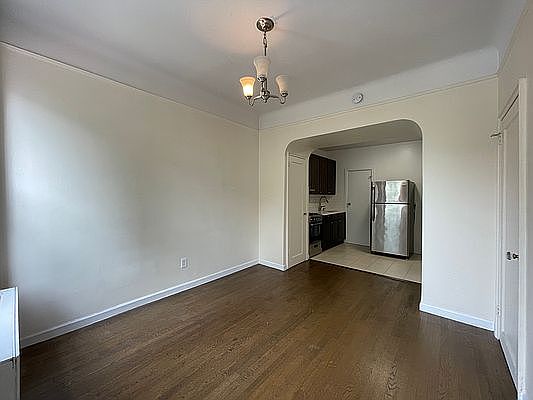 1st image of 460 E 115th St #2F