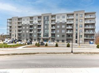 1000 Lackner Pl #303, Kitchener, ON N2A 0L9