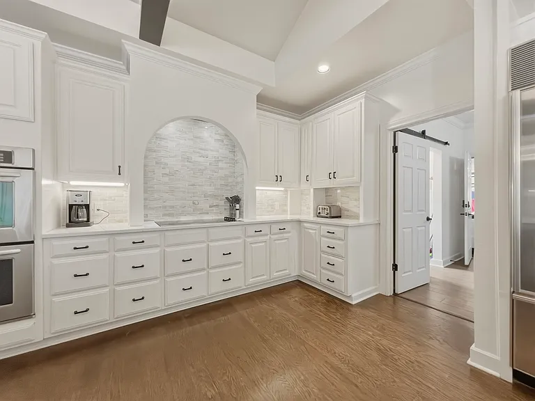 6 Candleleaf Ct — Photo 7