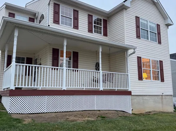 4312 Yorktown Dr, Upper Chichester, PA 19061
