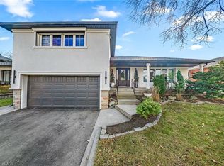 394 Tedwyn Dr, Mississauga, ON L5A1J5