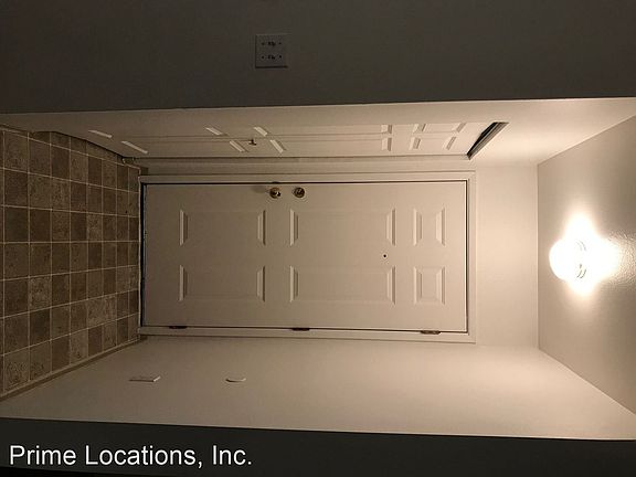 2nd image of 3007 Borst Ave APT G8